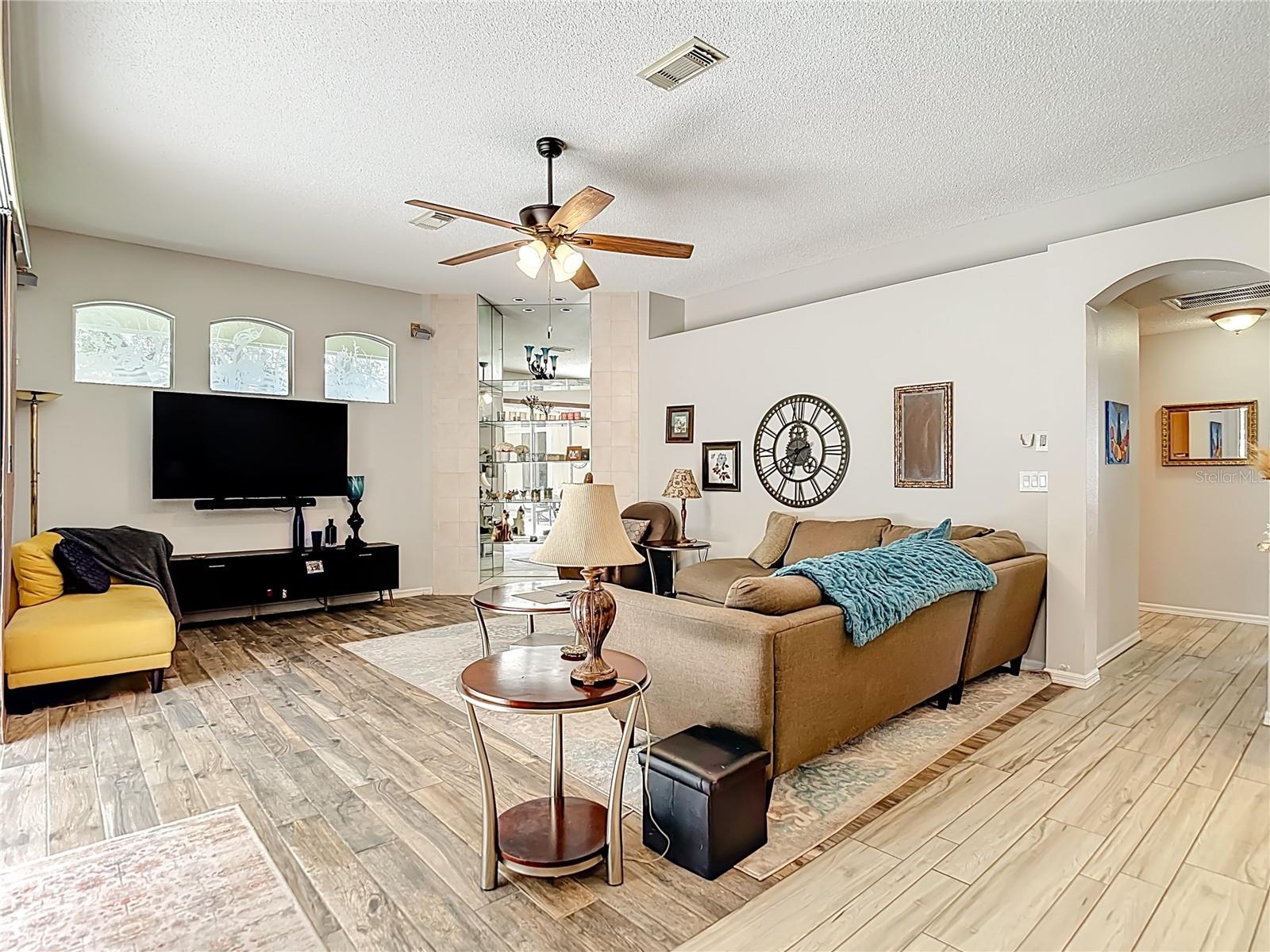 2087 BREEZY WAY, SPRING HILL, FL, 34608