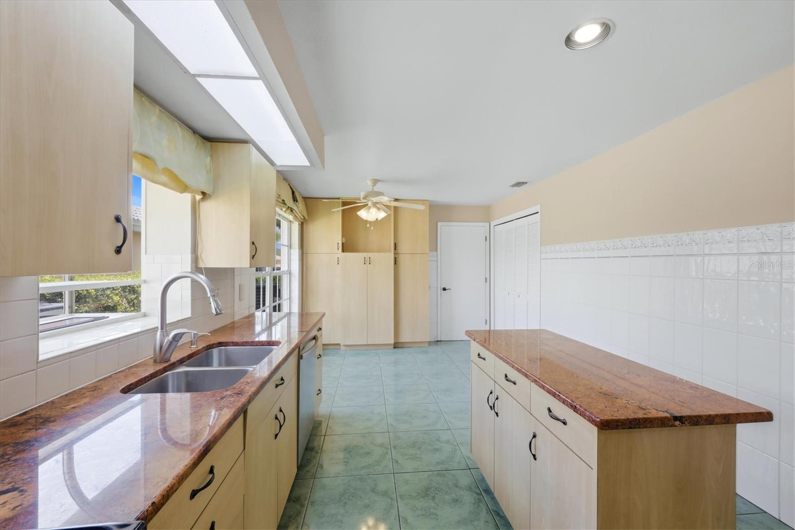 4738 DUNDEE DR, BRADENTON, FL, 34210