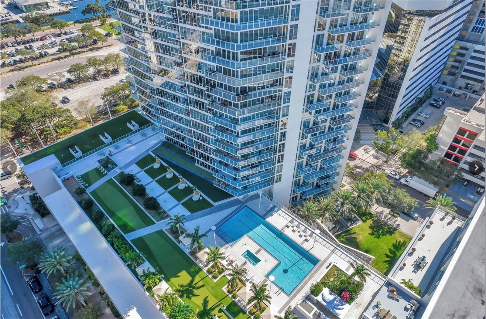 175 1ST ST S #2804, ST PETERSBURG, FL, 33701
