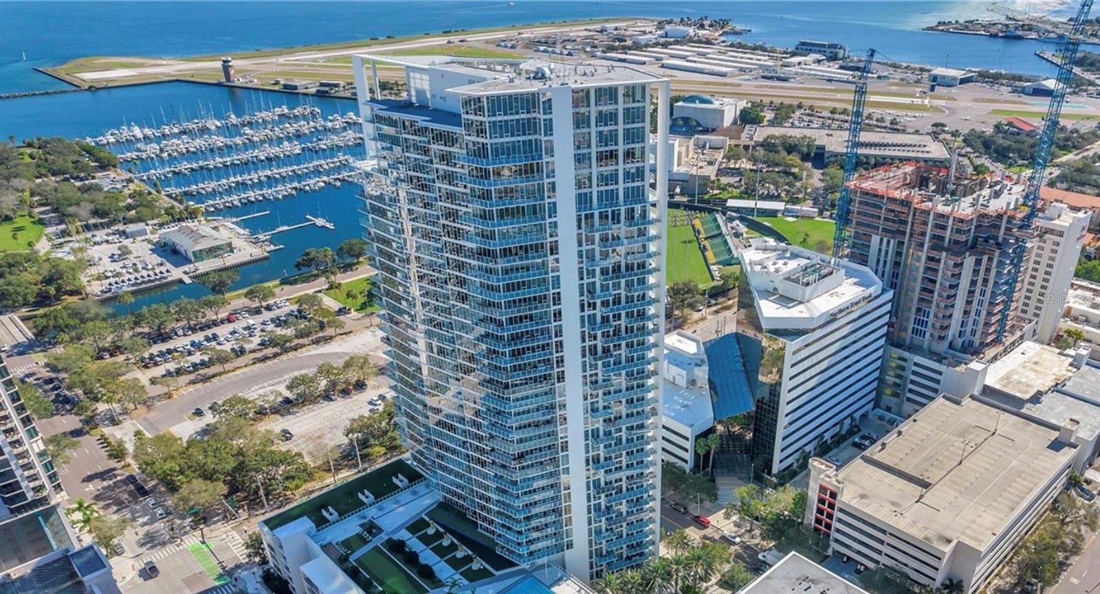 175 1ST ST S #2804, ST PETERSBURG, FL, 33701