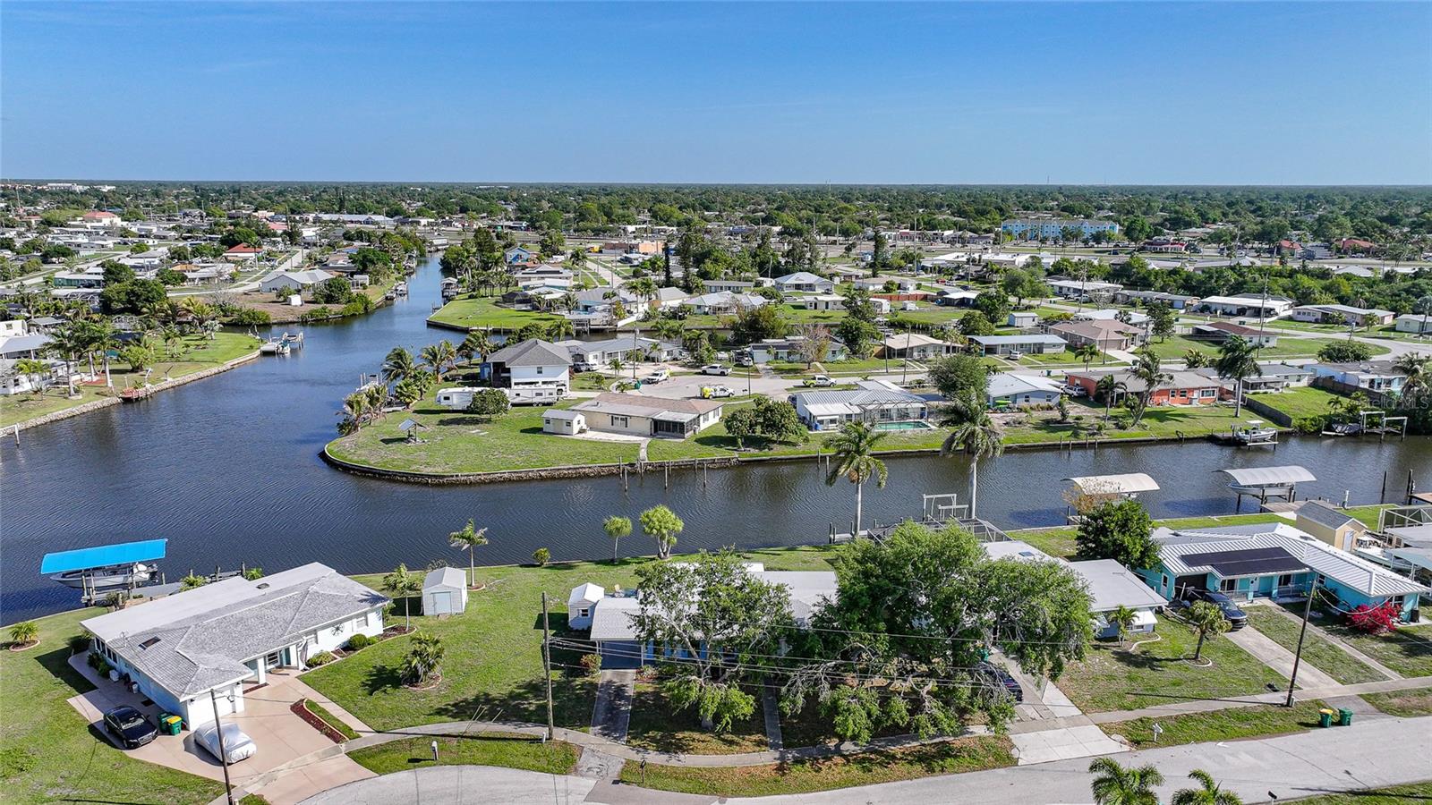 381 WEBER TER, PORT CHARLOTTE, FL, 33952