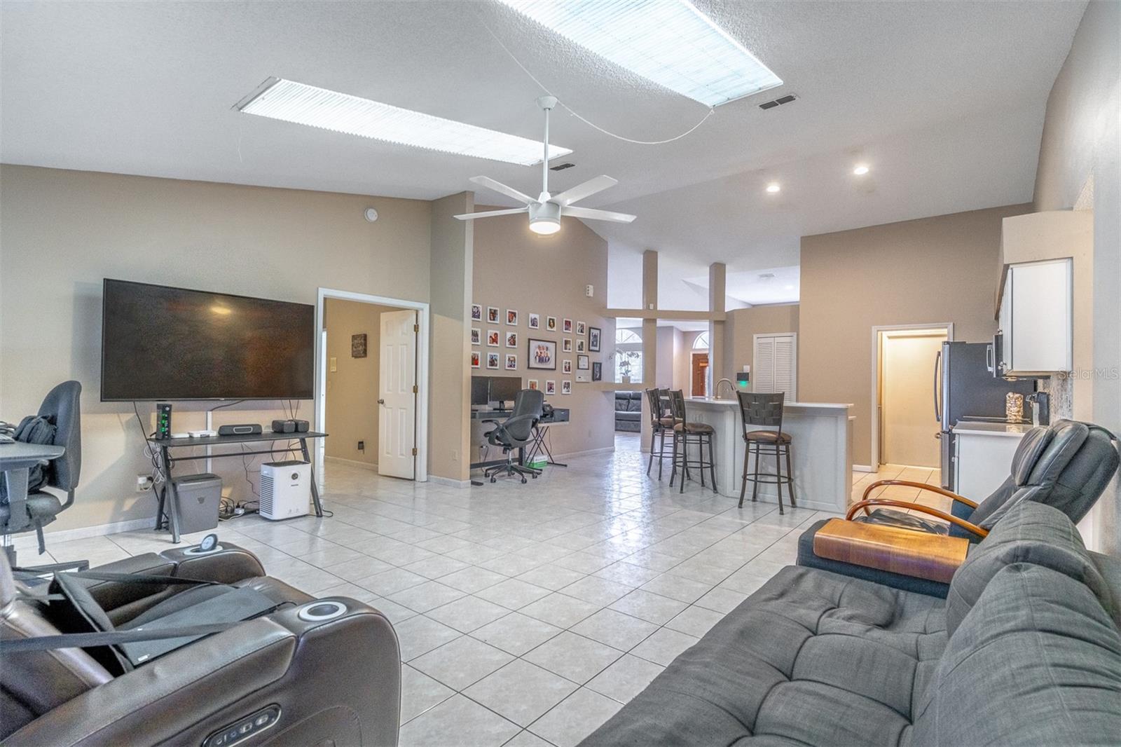11145 CYPRESS LEAF DR, ORLANDO, FL, 32825