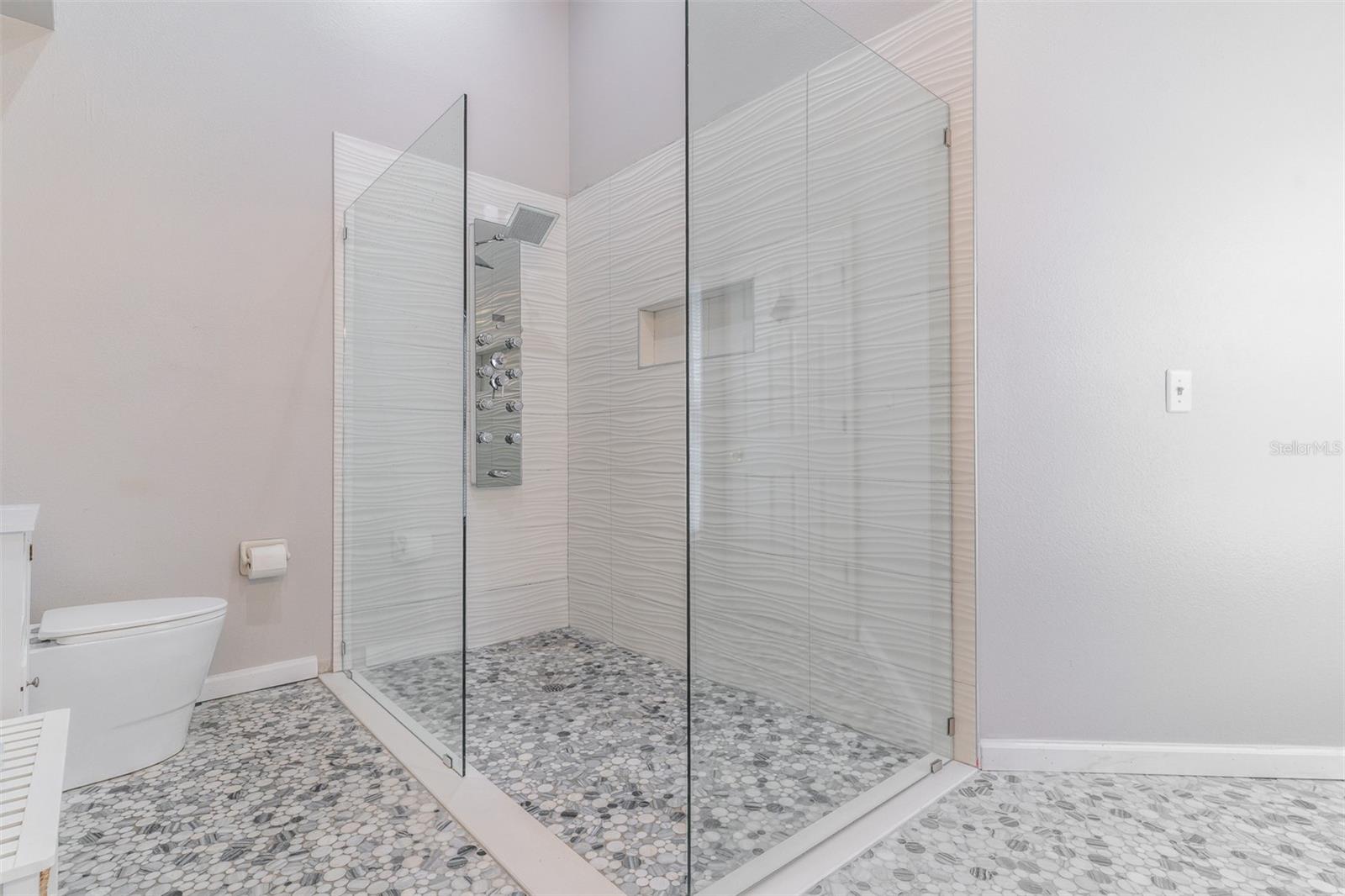 11145 CYPRESS LEAF DR, ORLANDO, FL, 32825