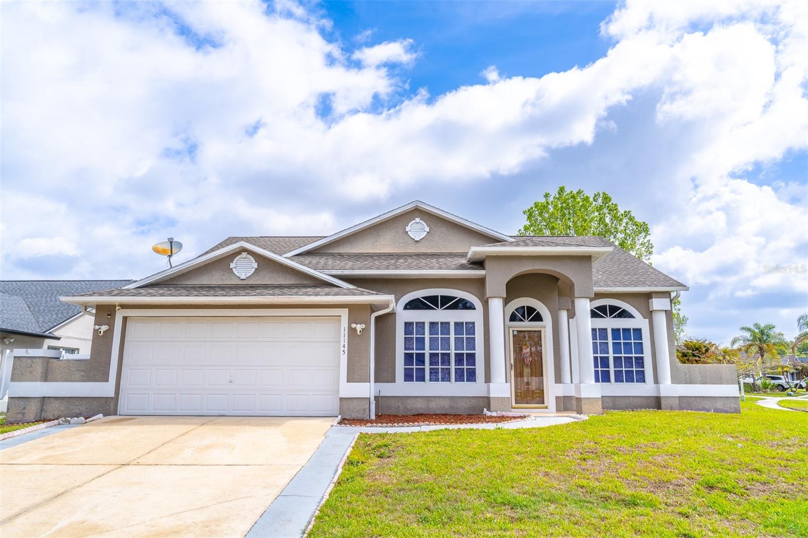 11145 CYPRESS LEAF DR, ORLANDO, FL, 32825