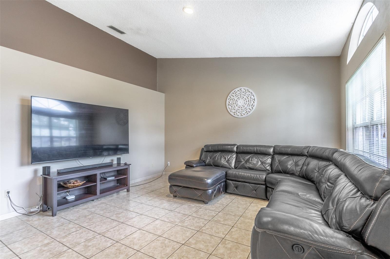11145 CYPRESS LEAF DR, ORLANDO, FL, 32825