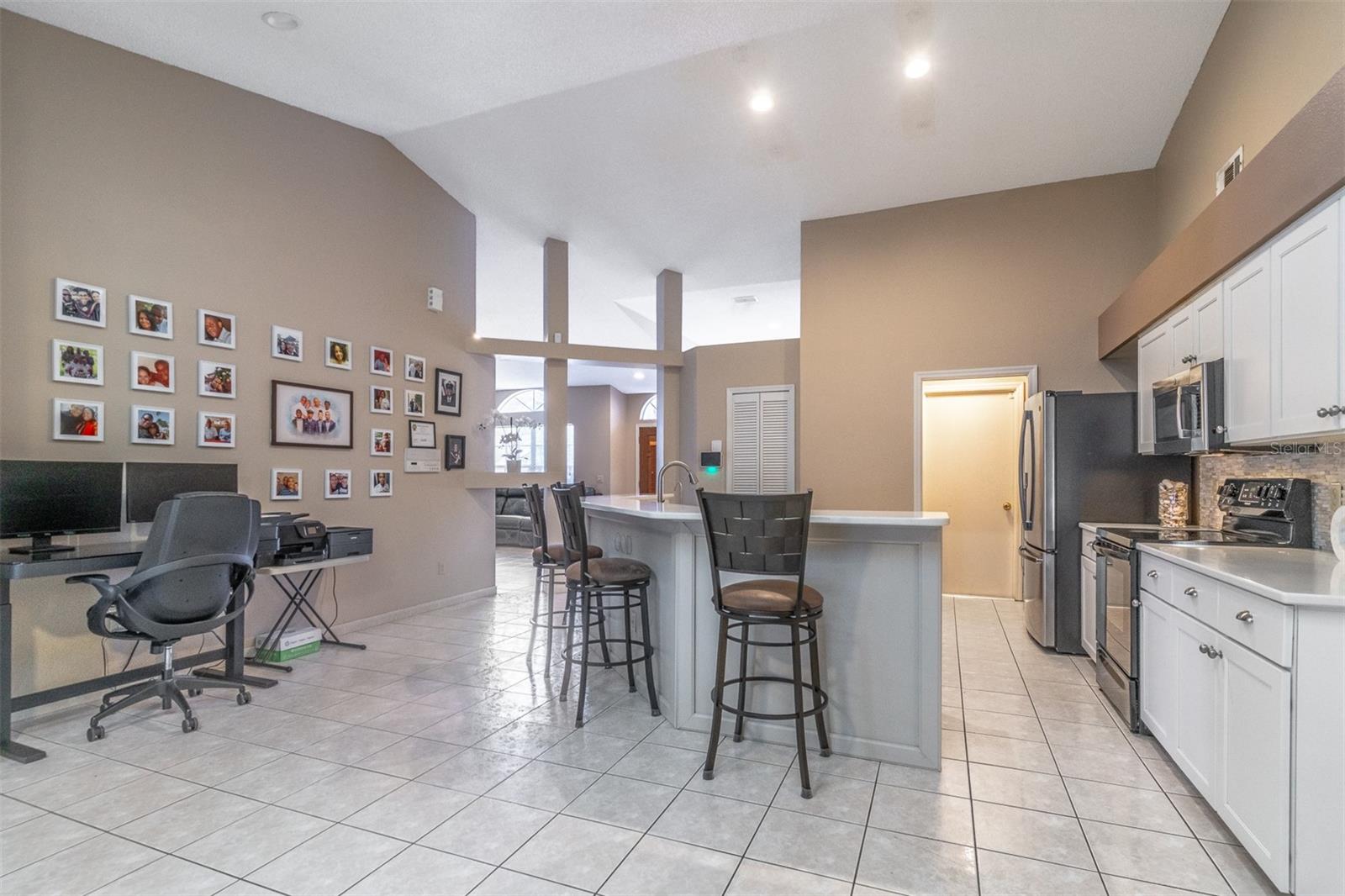 11145 CYPRESS LEAF DR, ORLANDO, FL, 32825