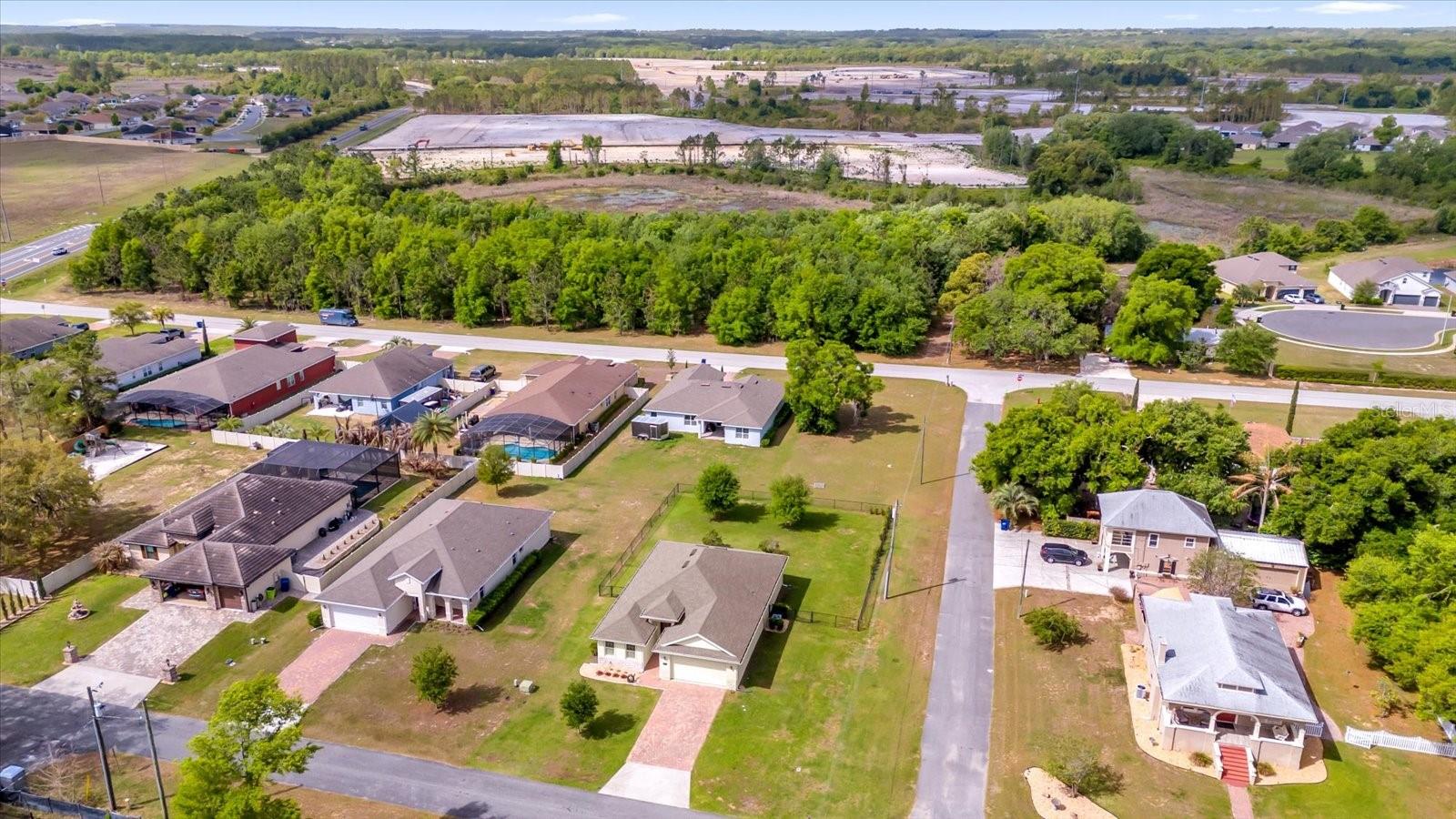 699 S DIXIE DR, HOWEY IN THE HILLS, FL, 34737