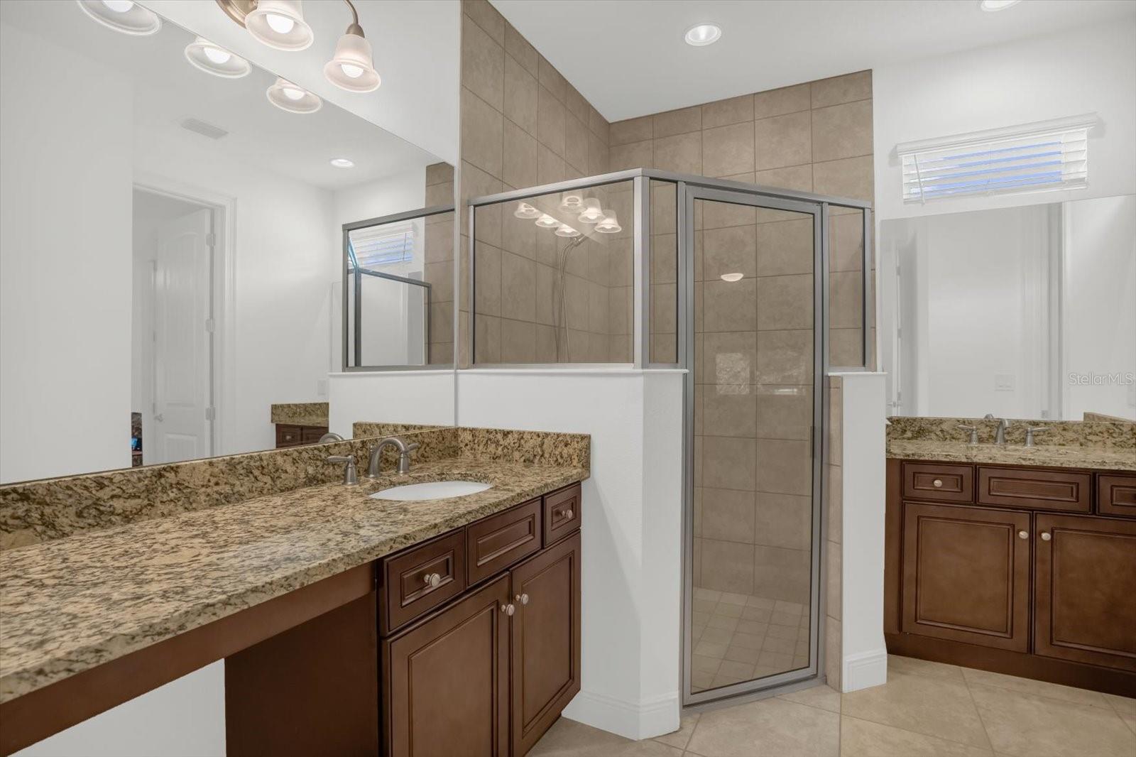 699 S DIXIE DR, HOWEY IN THE HILLS, FL, 34737