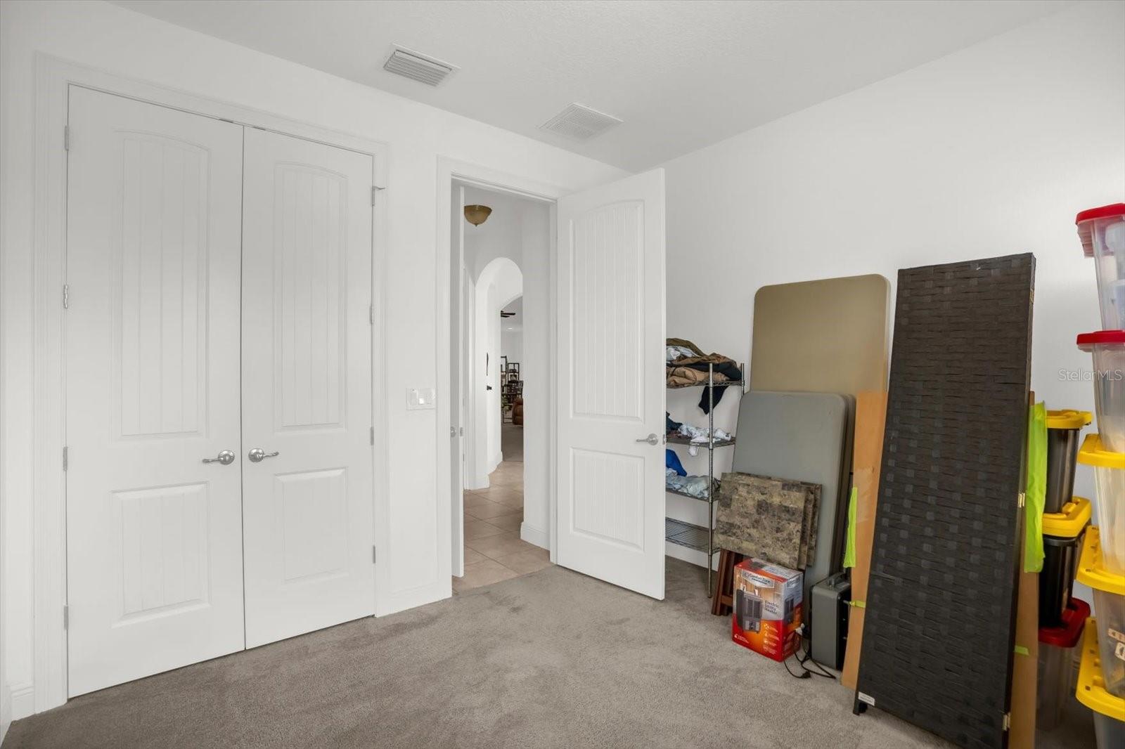 699 S DIXIE DR, HOWEY IN THE HILLS, FL, 34737