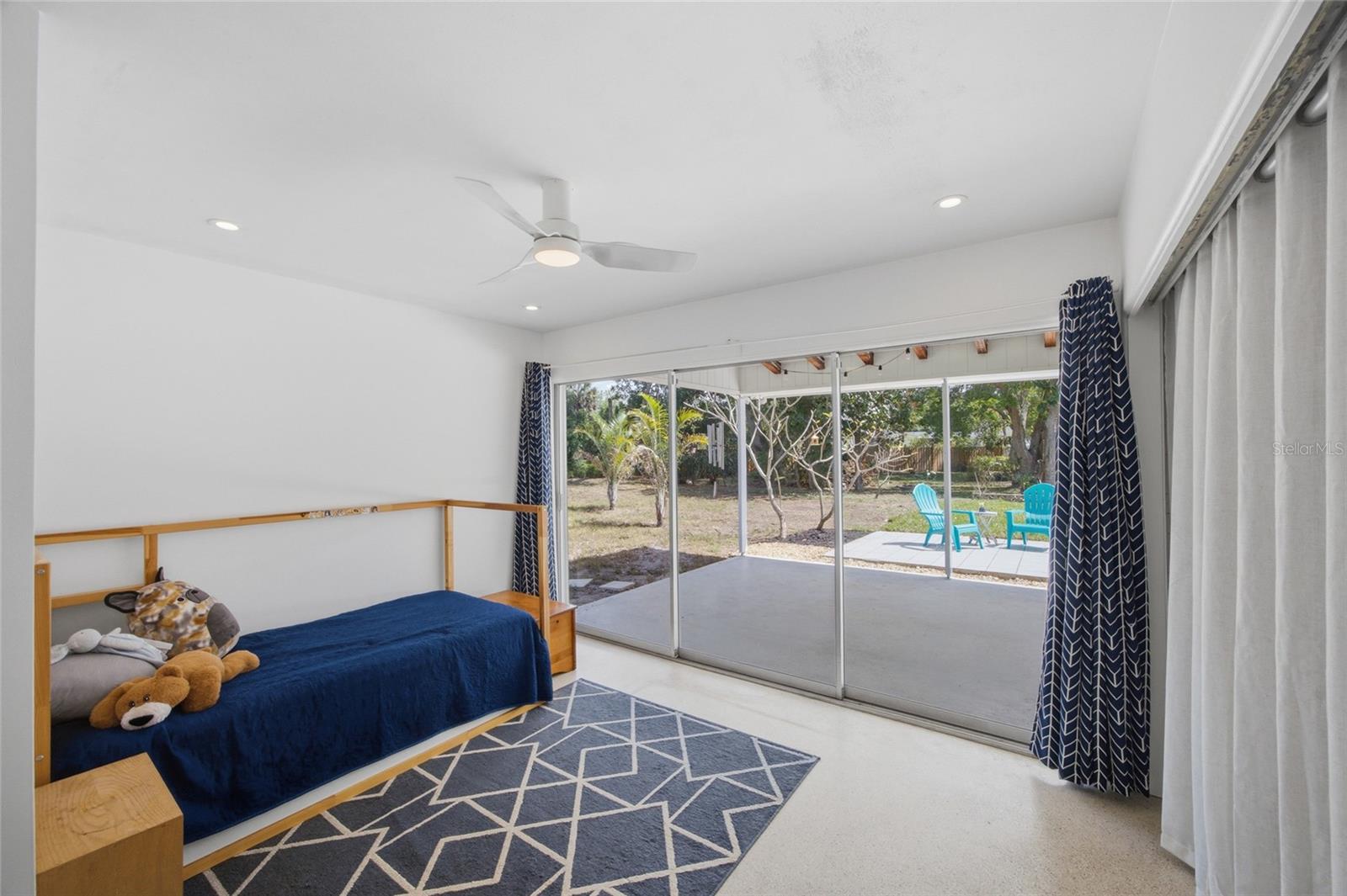 615 FONTANA LN, BRADENTON, FL, 34209