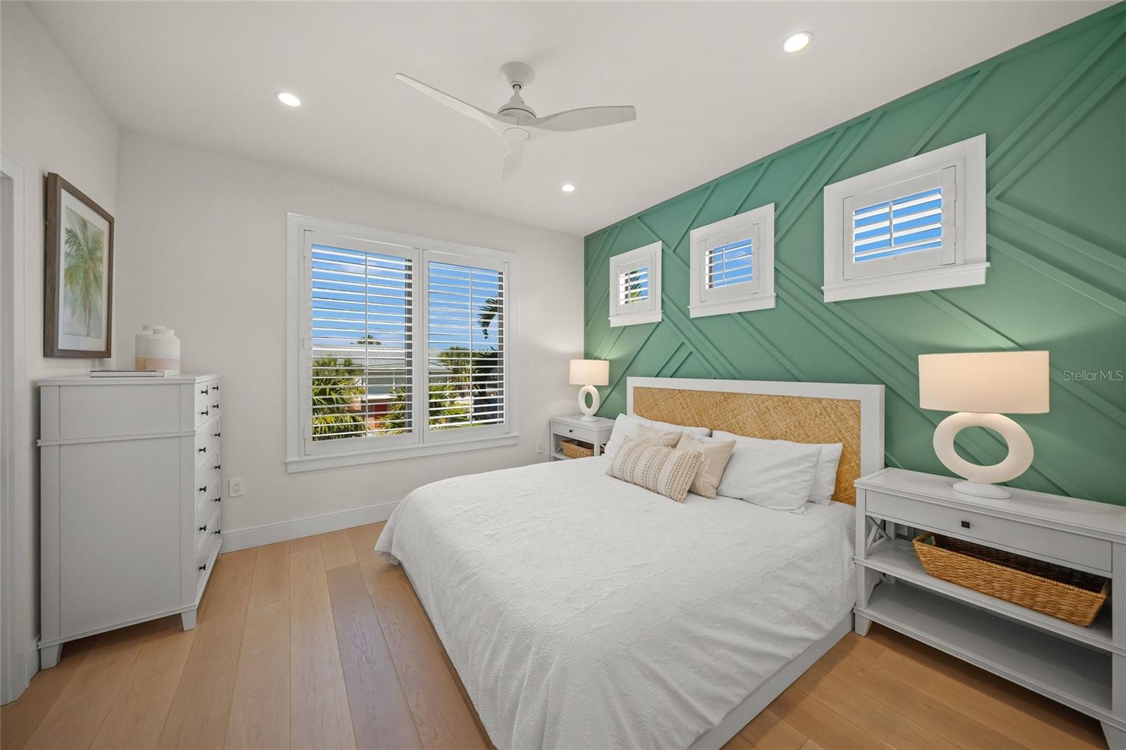 209 WILLOW AVE, ANNA MARIA, FL, 34216