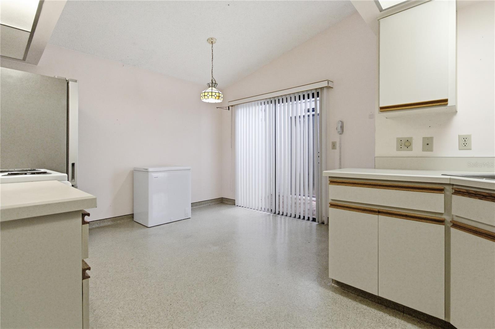 598 PINE FOREST CT, MELBOURNE, FL, 32940