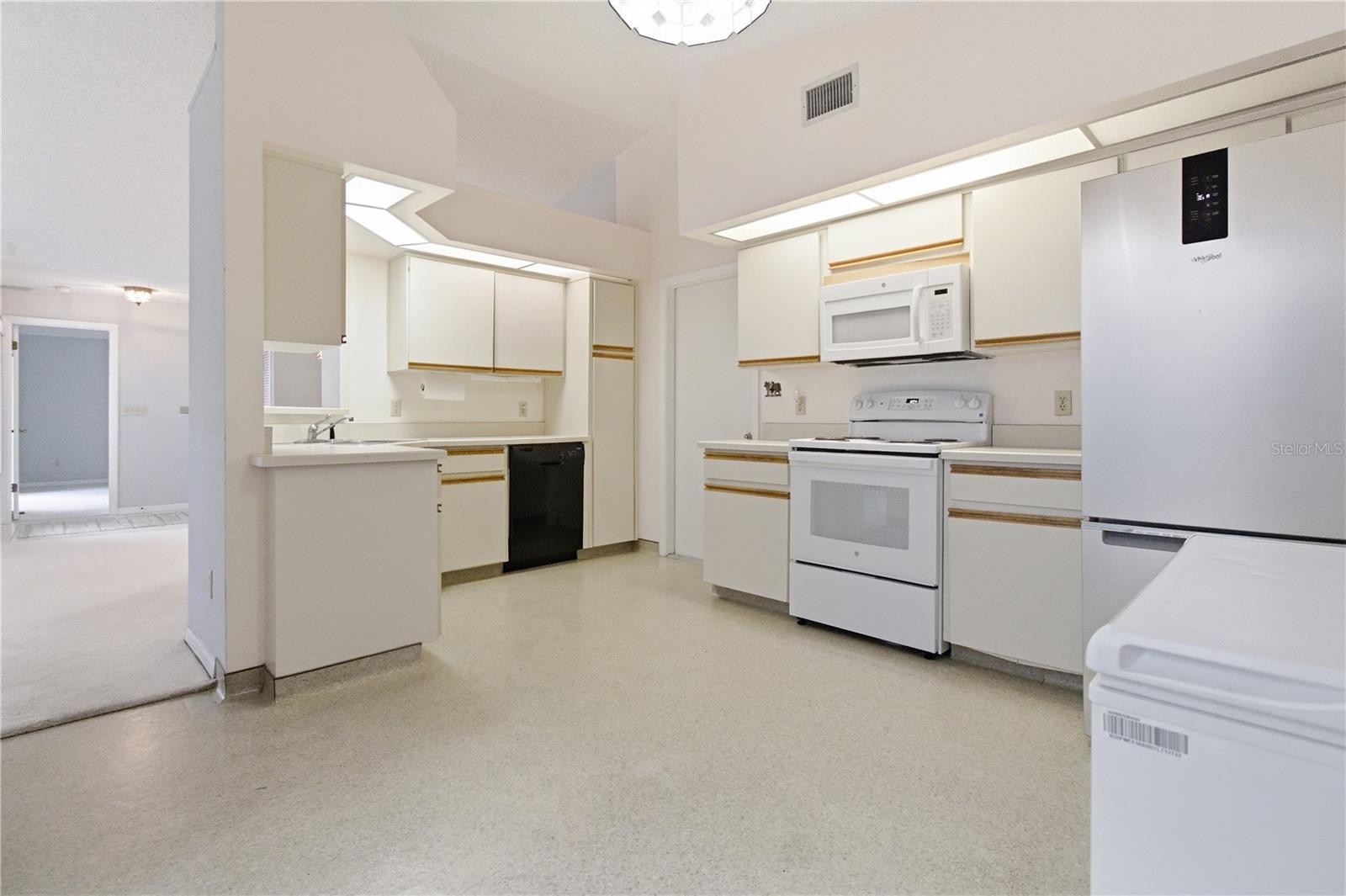 598 PINE FOREST CT, MELBOURNE, FL, 32940