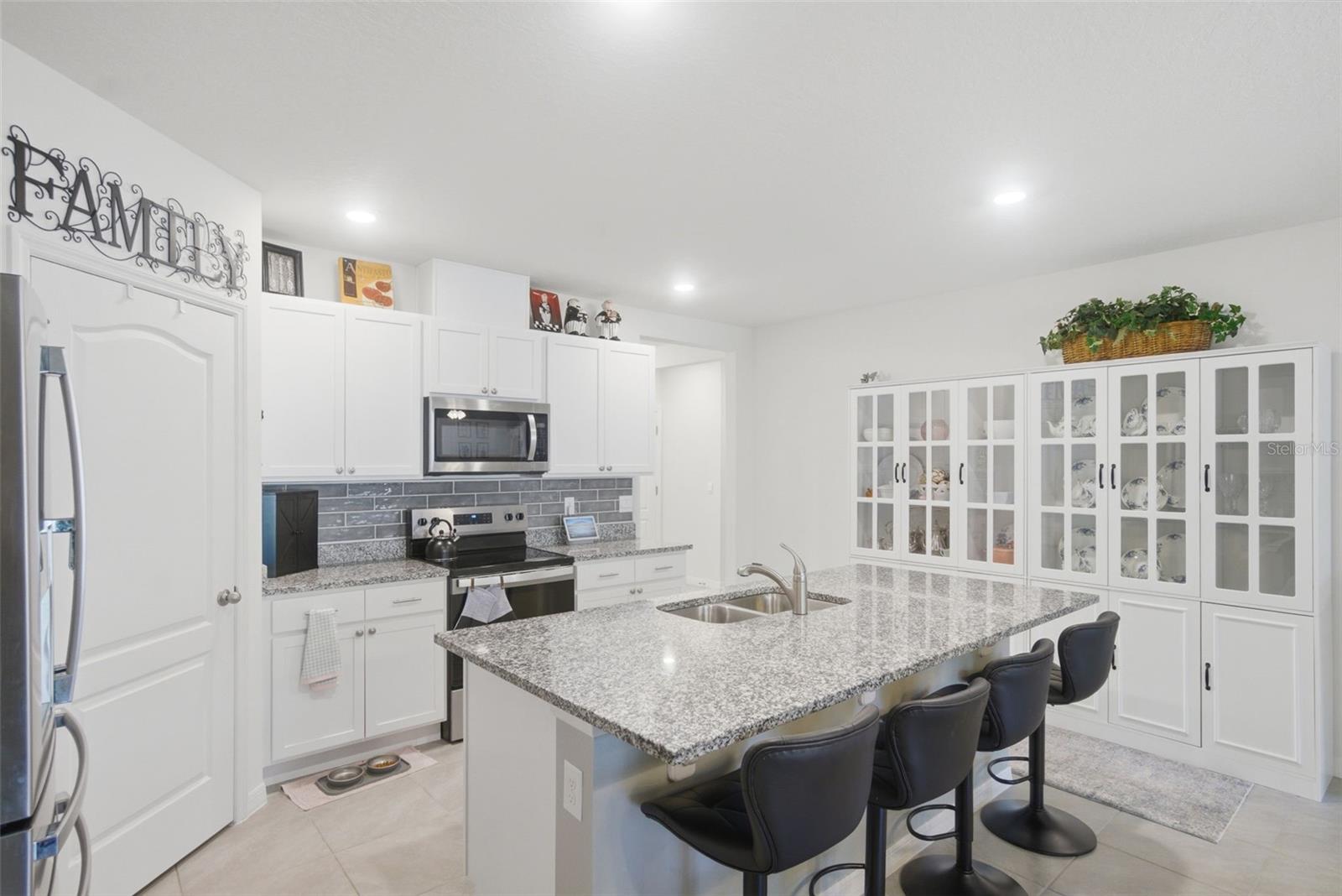 807 AMHURST DR, ORANGE CITY, FL, 32763