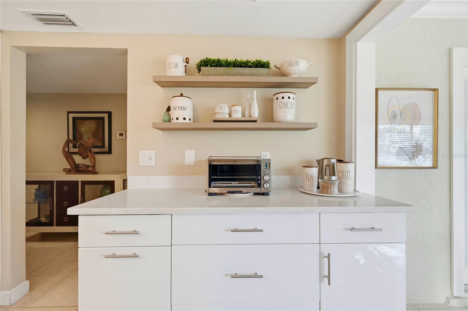 3985 OVERLOOK BND #16, SARASOTA, FL, 34232