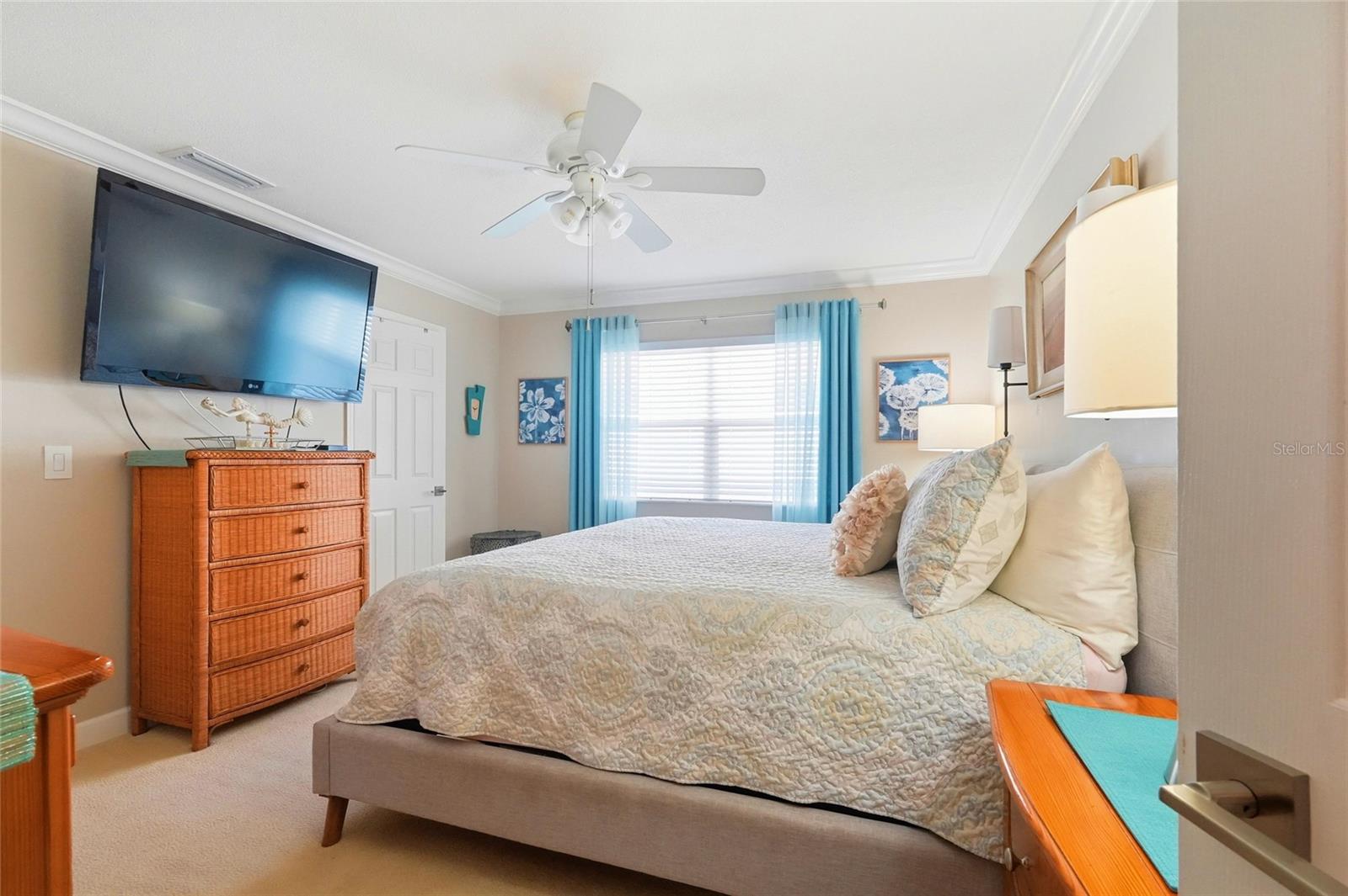 3985 OVERLOOK BND #16, SARASOTA, FL, 34232