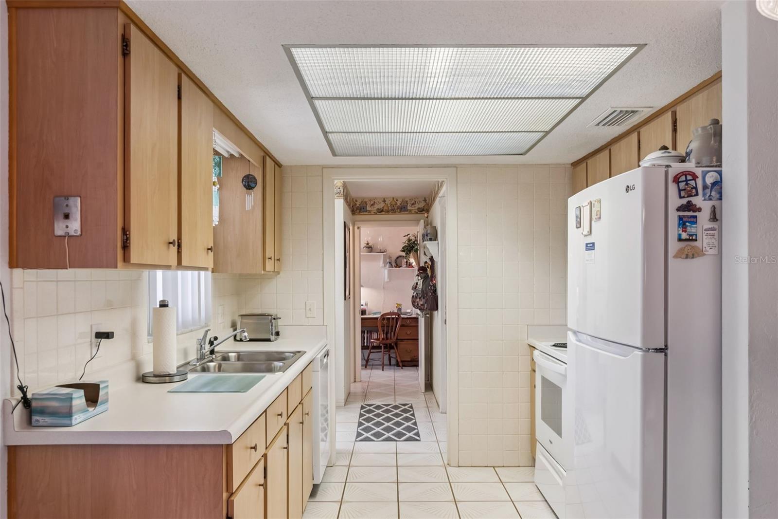 31 MARIGOLD LN, DEBARY, FL, 32713