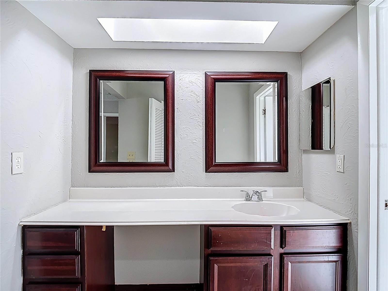 11225 TAFT LN, SEFFNER, FL, 33584