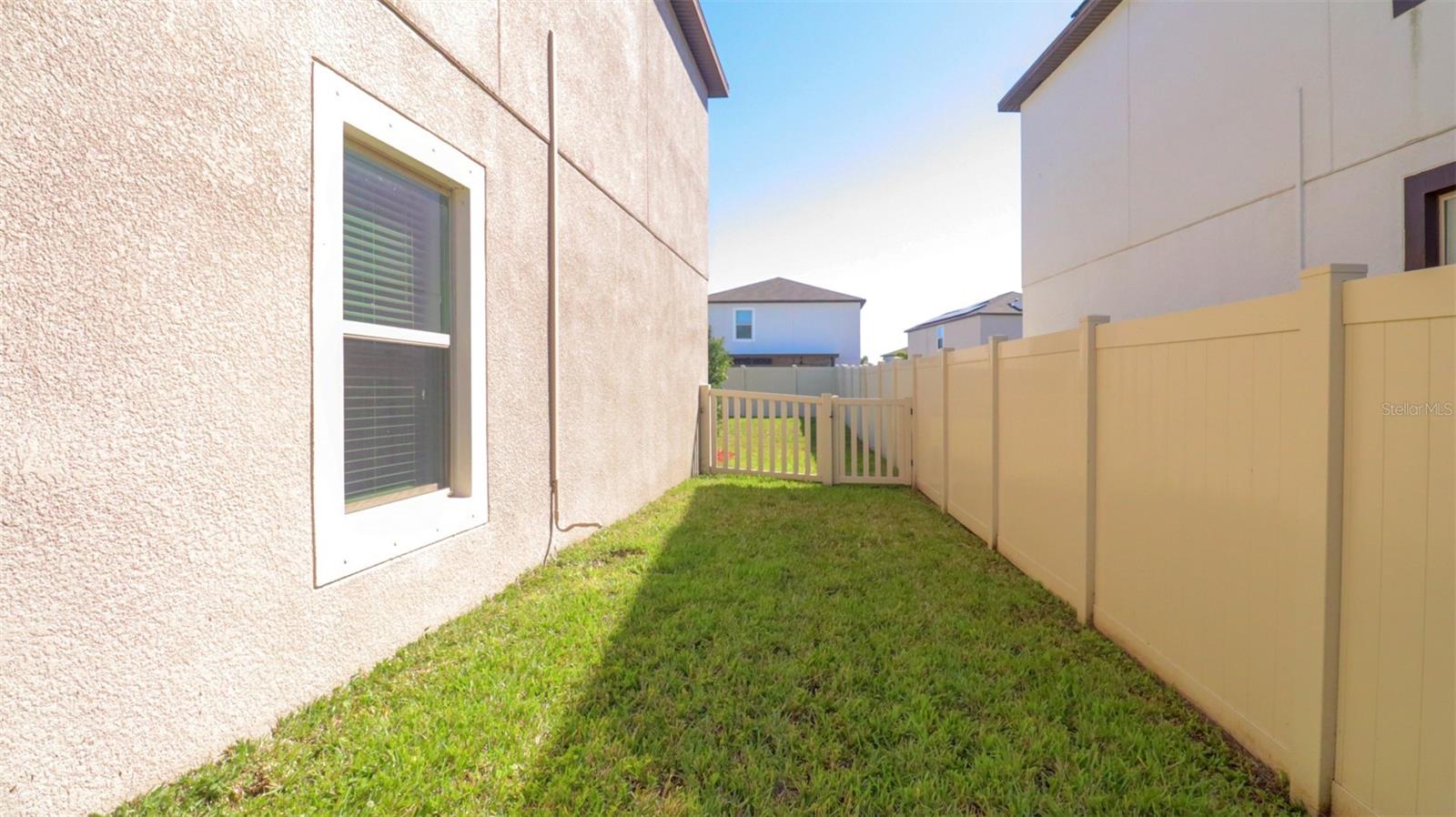 9633 CHANNING HILL DR, SUN CITY CENTER, FL, 33573