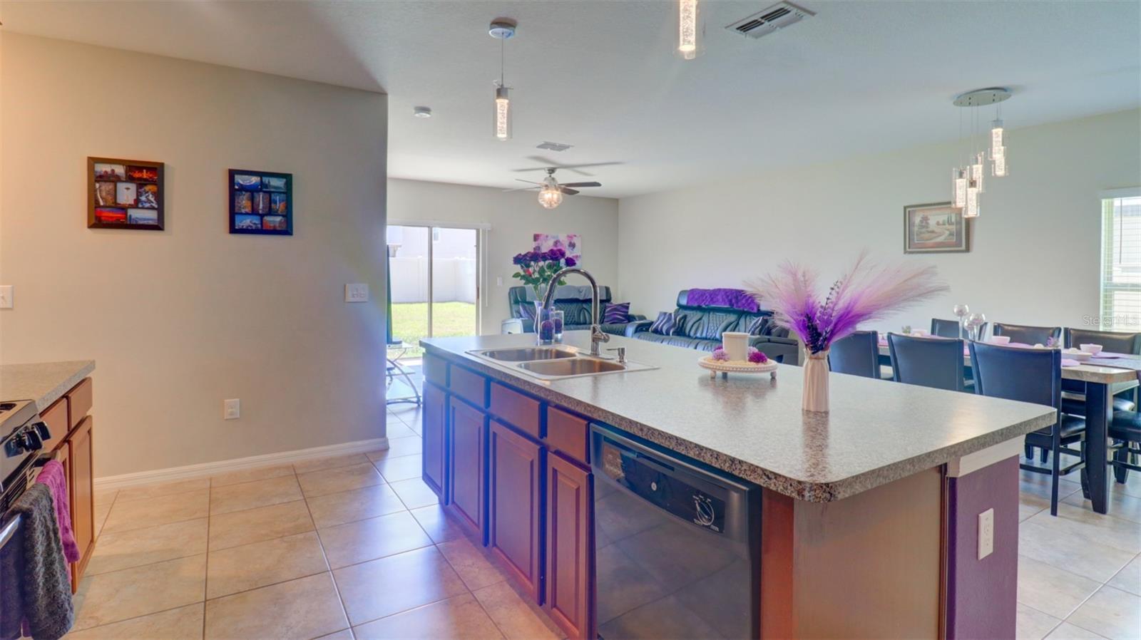9633 CHANNING HILL DR, SUN CITY CENTER, FL, 33573