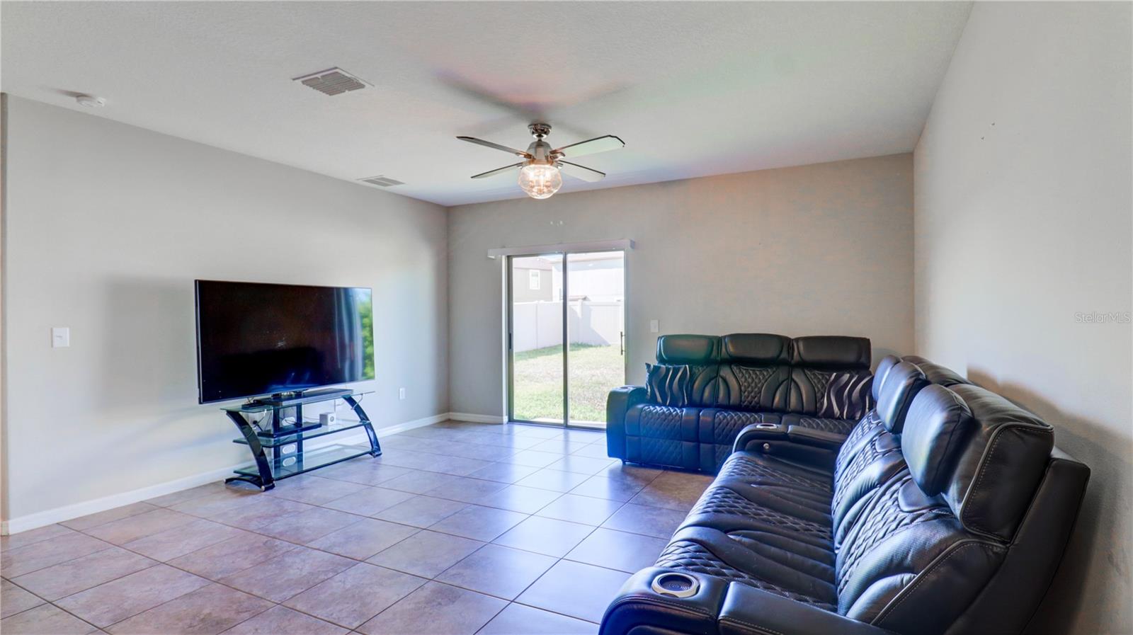 9633 CHANNING HILL DR, SUN CITY CENTER, FL, 33573
