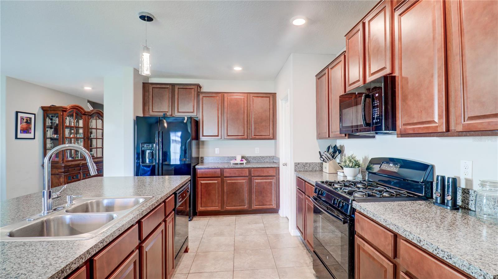 9633 CHANNING HILL DR, SUN CITY CENTER, FL, 33573