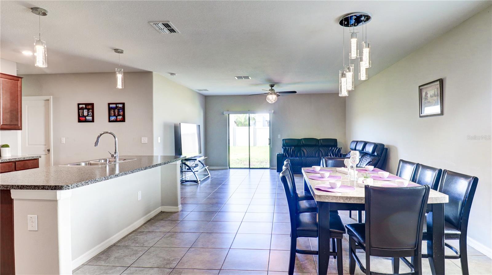 9633 CHANNING HILL DR, SUN CITY CENTER, FL, 33573