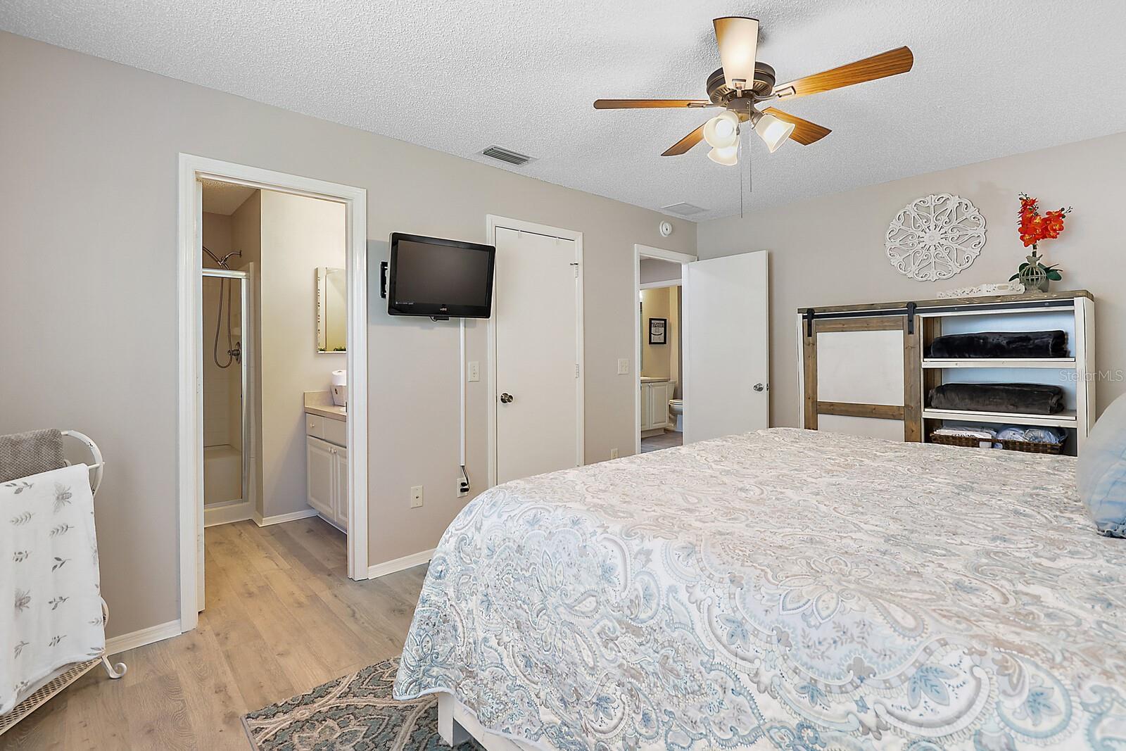 2014 JOHNSON CT, THE VILLAGES, FL, 32162