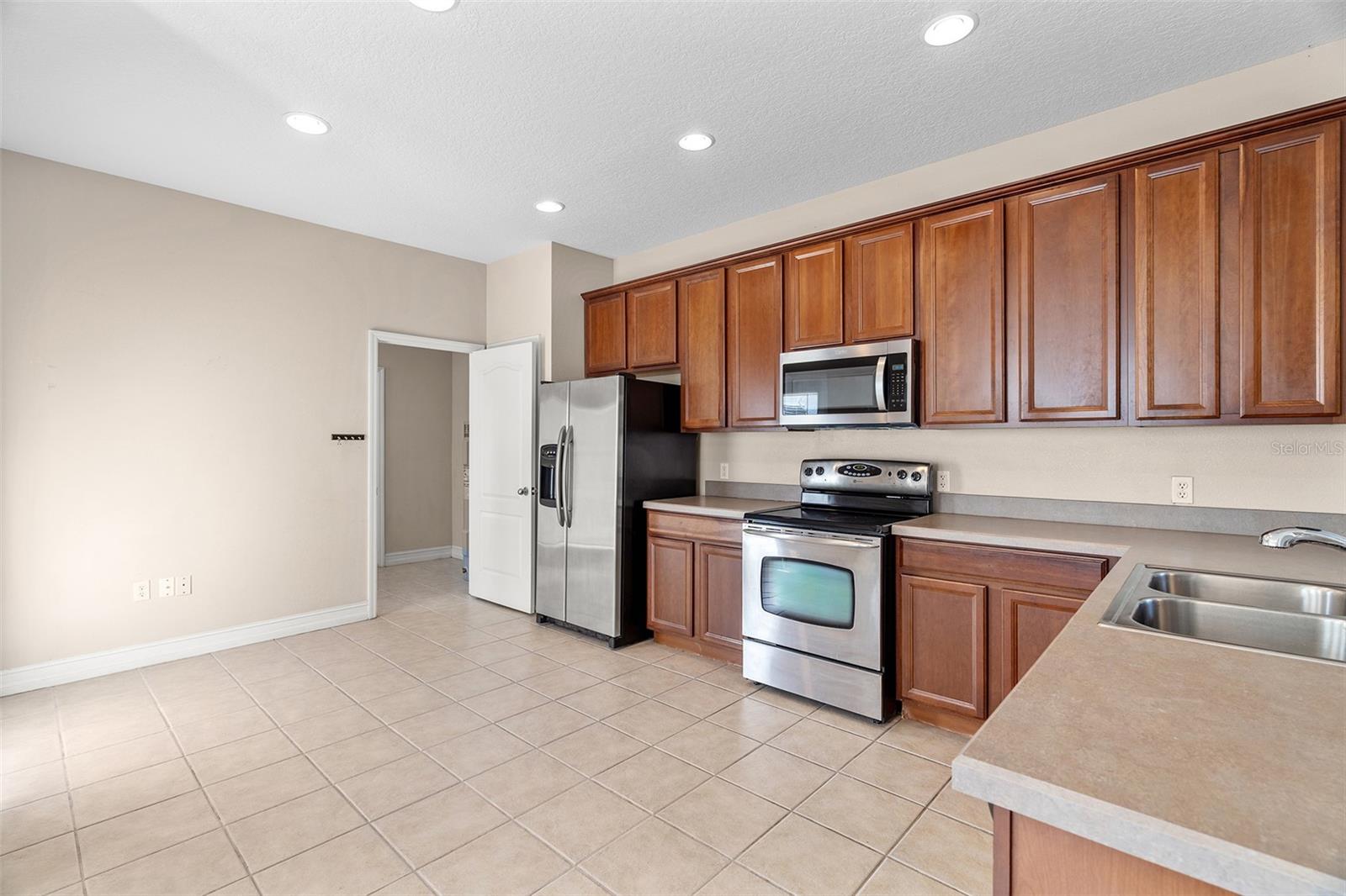 3335 PRIMROSE WILLOW DR, ST CLOUD, FL, 34773