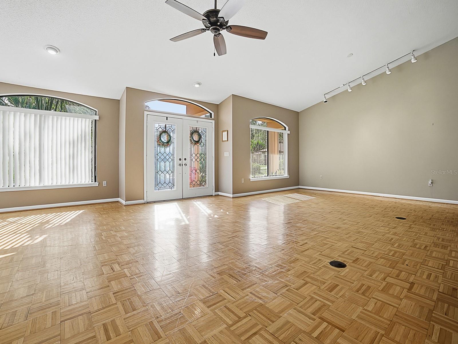 104 PEPPERTREE CT, YALAHA, FL, 34797