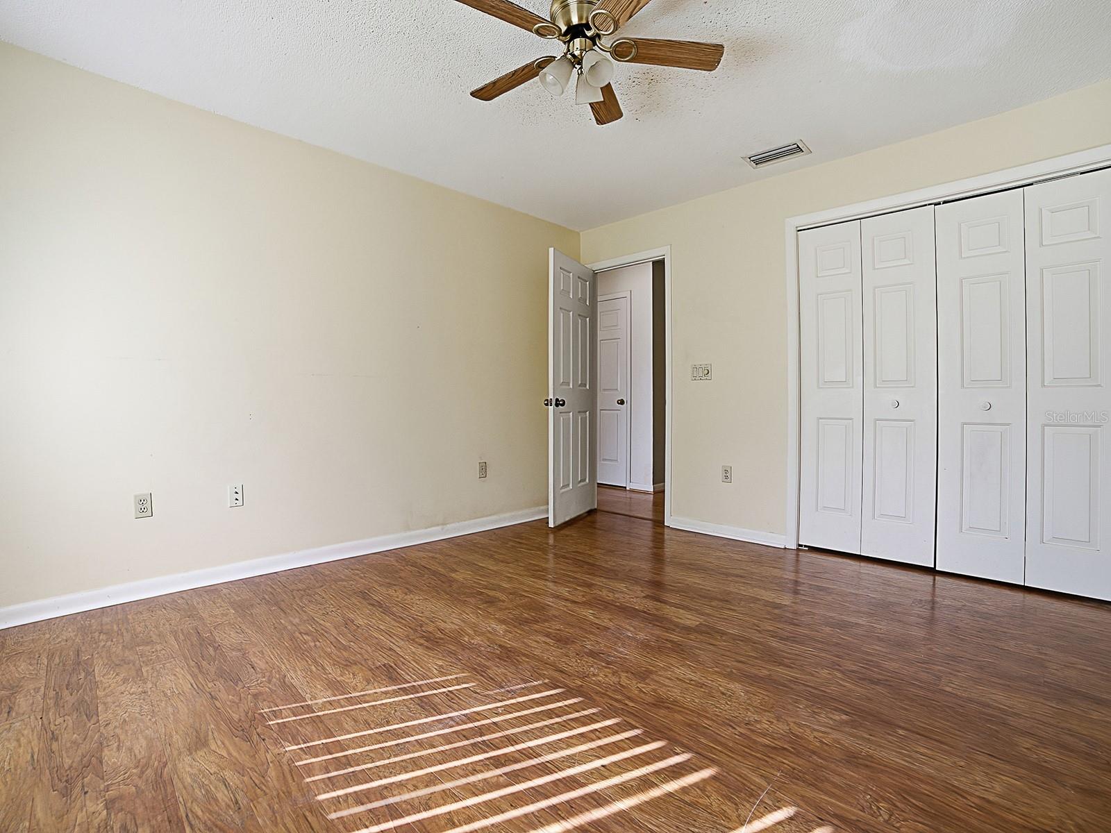 104 PEPPERTREE CT, YALAHA, FL, 34797