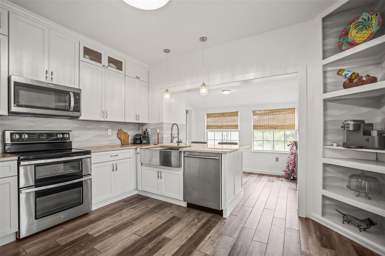 641 WILKIE ST, DUNEDIN, FL, 34698