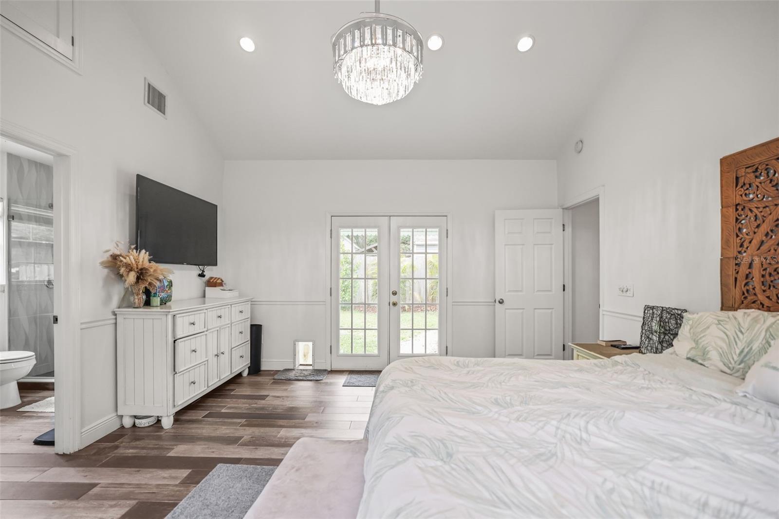 641 WILKIE ST, DUNEDIN, FL, 34698