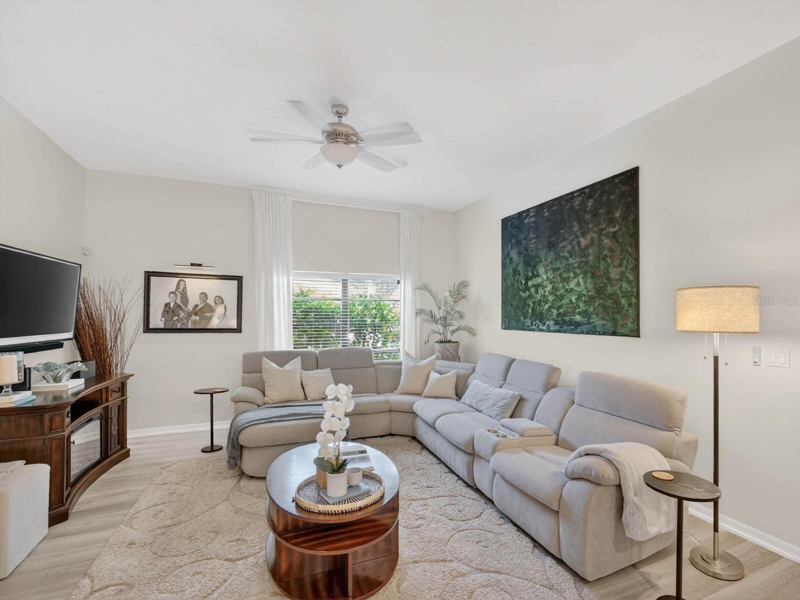 357 WATERFORD CIR W, TARPON SPRINGS, FL, 34688