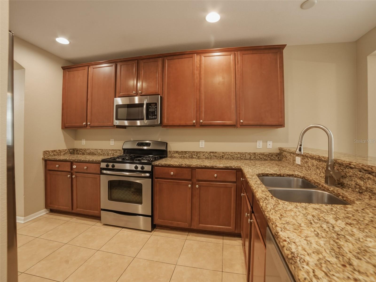 5941 BEACONPARK ST, LITHIA, FL, 33547