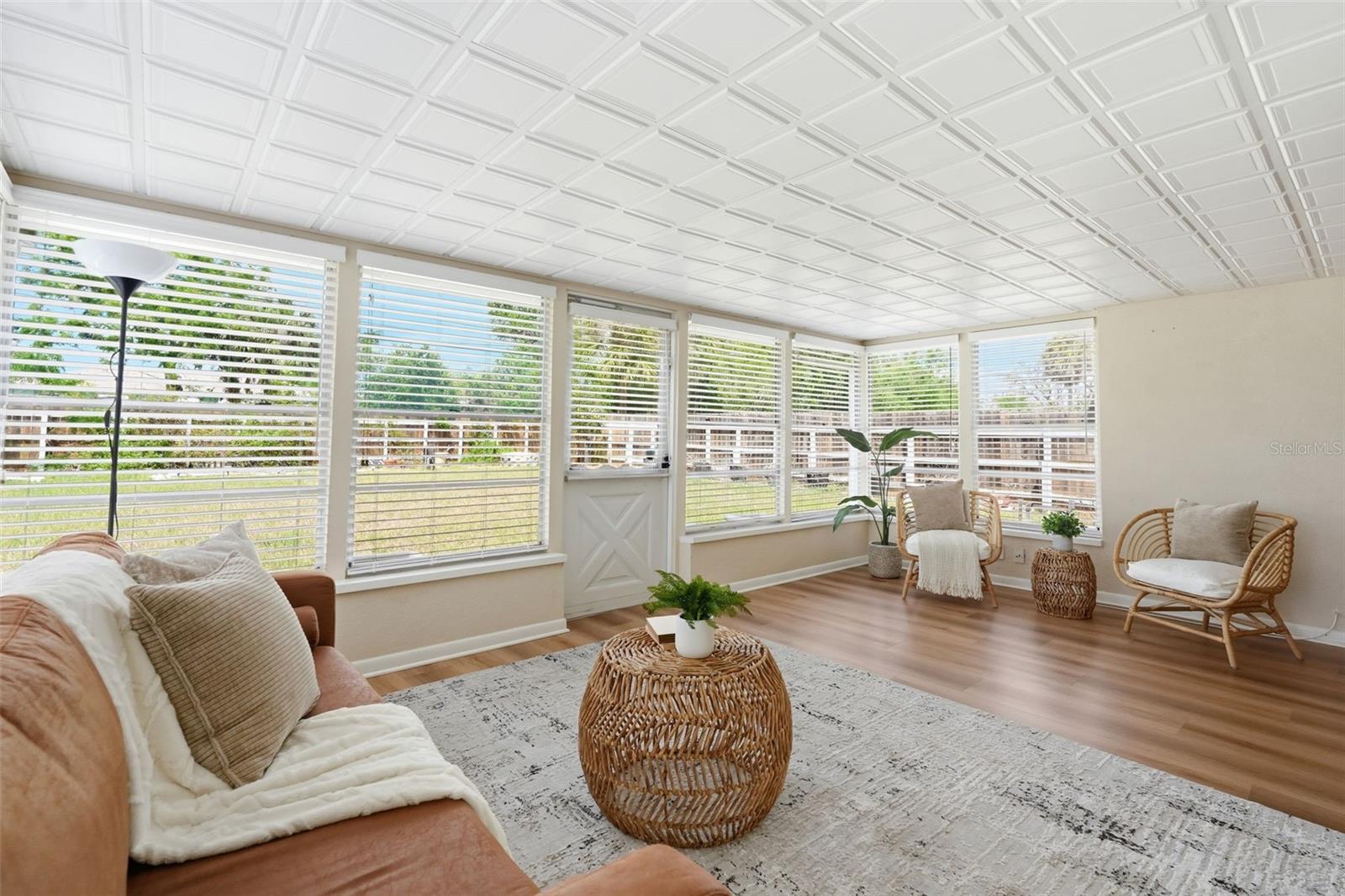 700 SPENCER AVE, CLEARWATER, FL, 33756