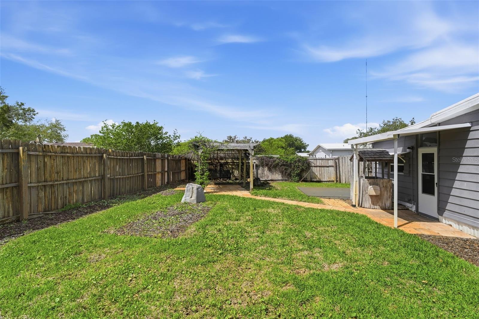 142 FLORENCE BLVD, DEBARY, FL, 32713