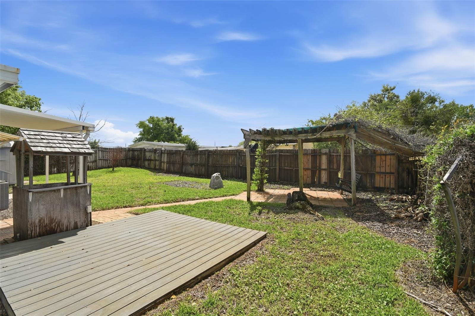 142 FLORENCE BLVD, DEBARY, FL, 32713