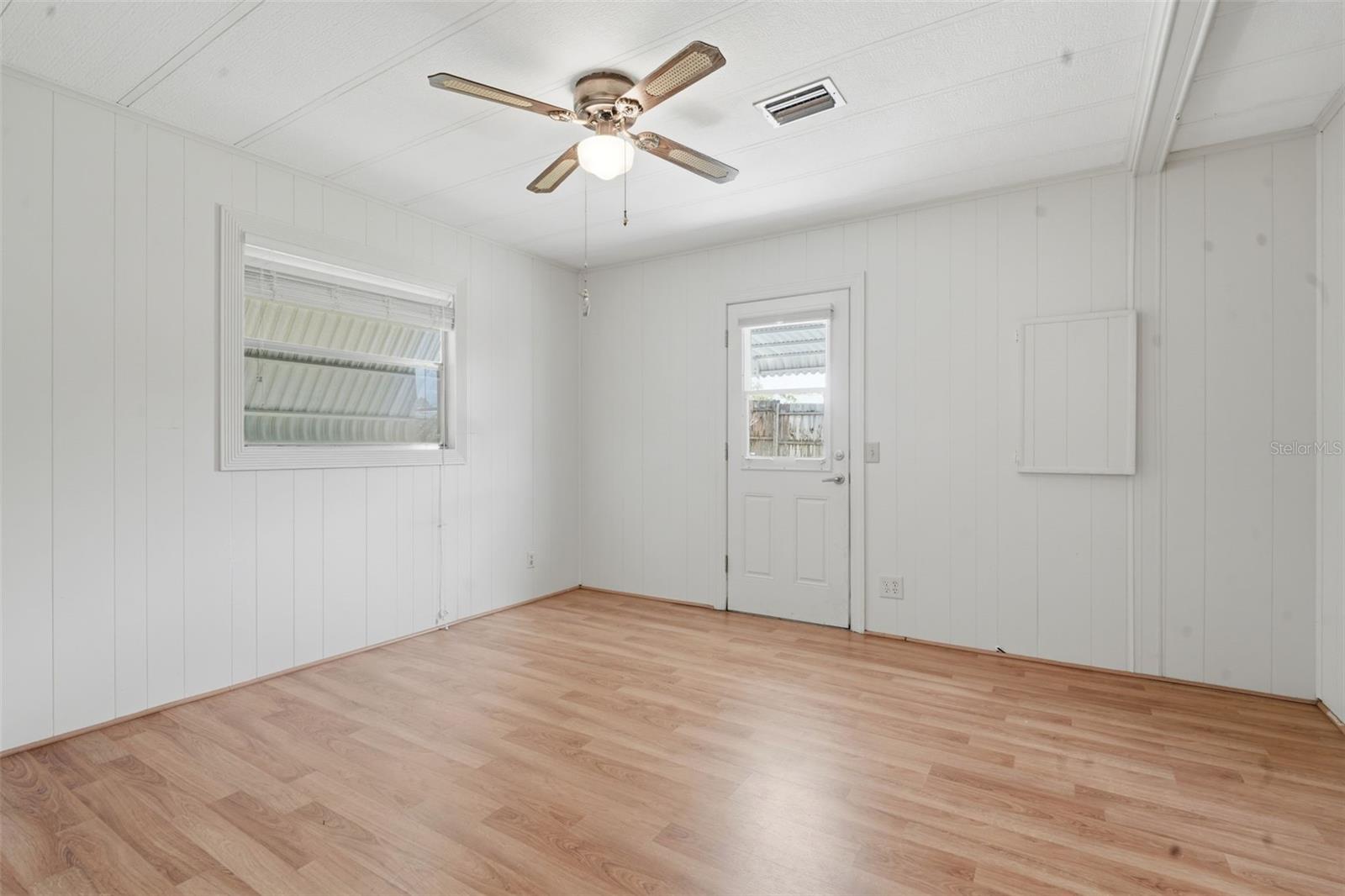 142 FLORENCE BLVD, DEBARY, FL, 32713
