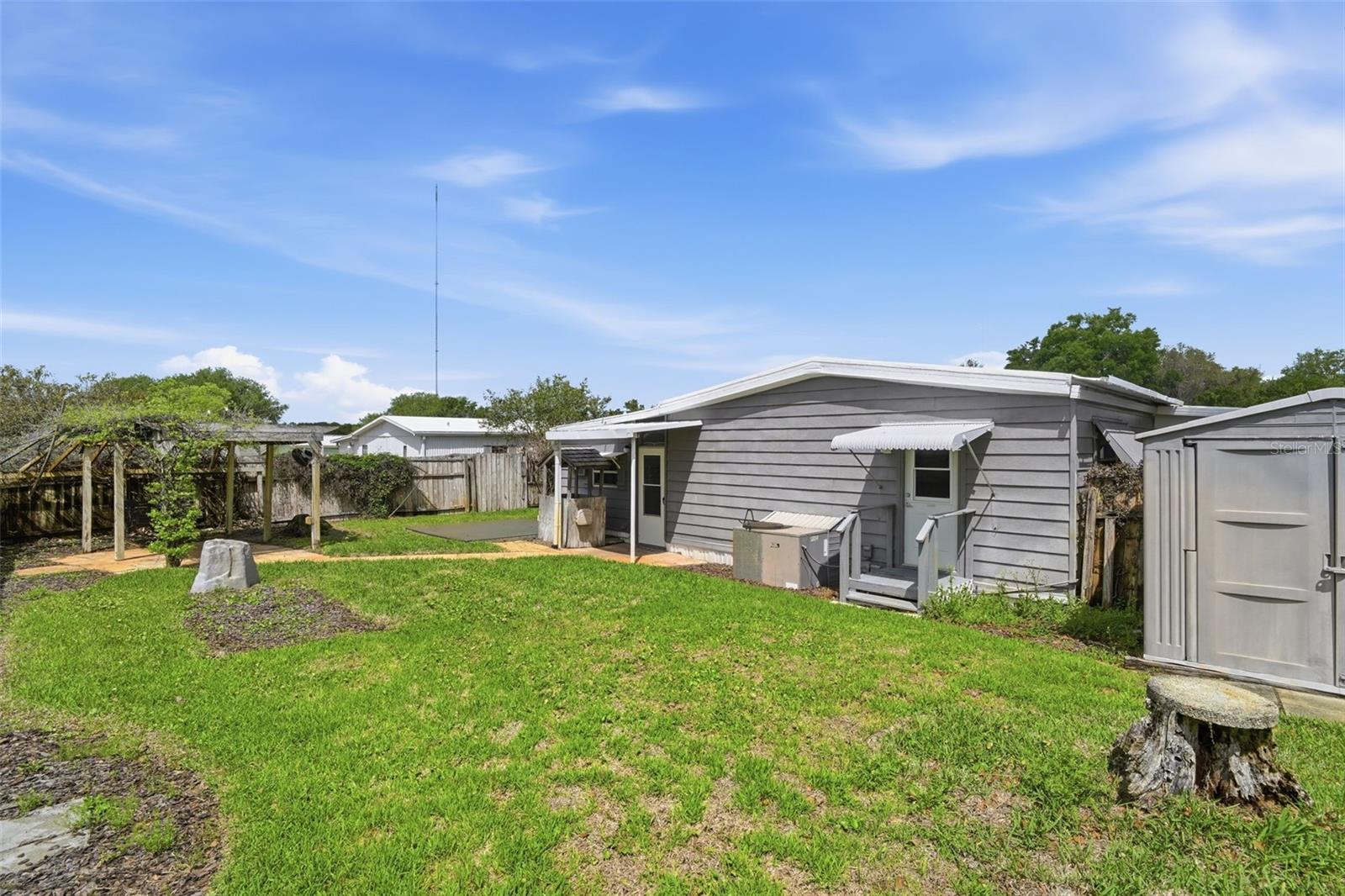 142 FLORENCE BLVD, DEBARY, FL, 32713