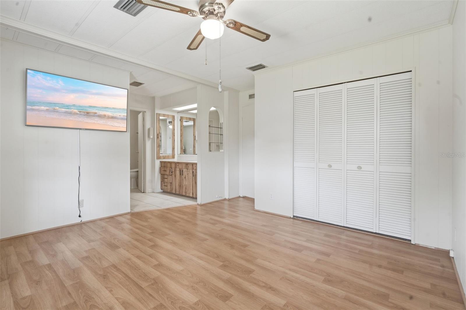 142 FLORENCE BLVD, DEBARY, FL, 32713