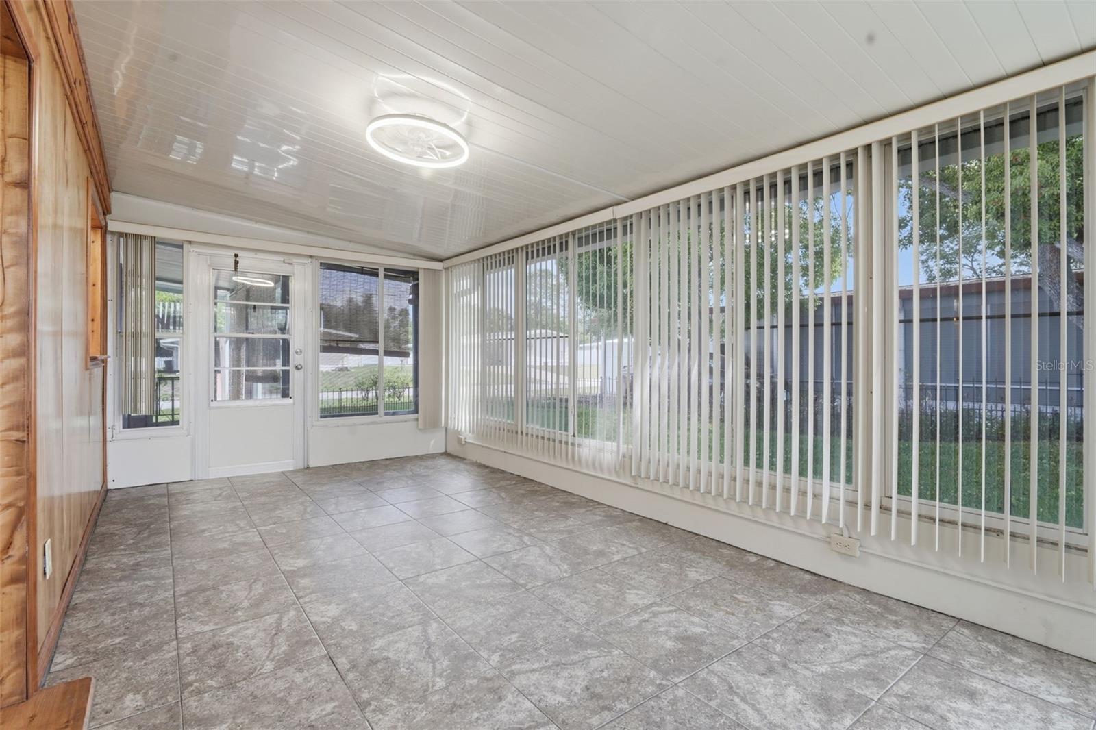 142 FLORENCE BLVD, DEBARY, FL, 32713