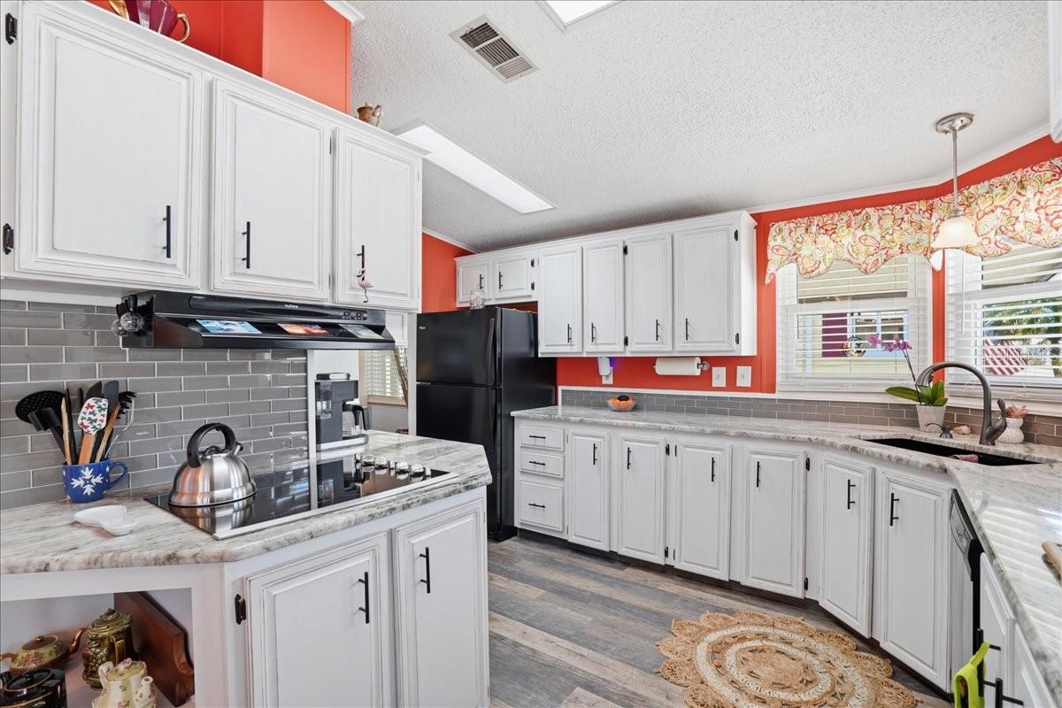 1001 STARKEY RD #282, LARGO, FL, 33771