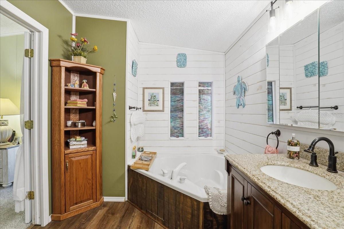 1001 STARKEY RD #282, LARGO, FL, 33771
