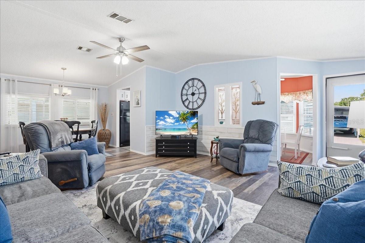 1001 STARKEY RD #282, LARGO, FL, 33771