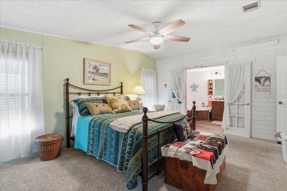 1001 STARKEY RD #282, LARGO, FL, 33771