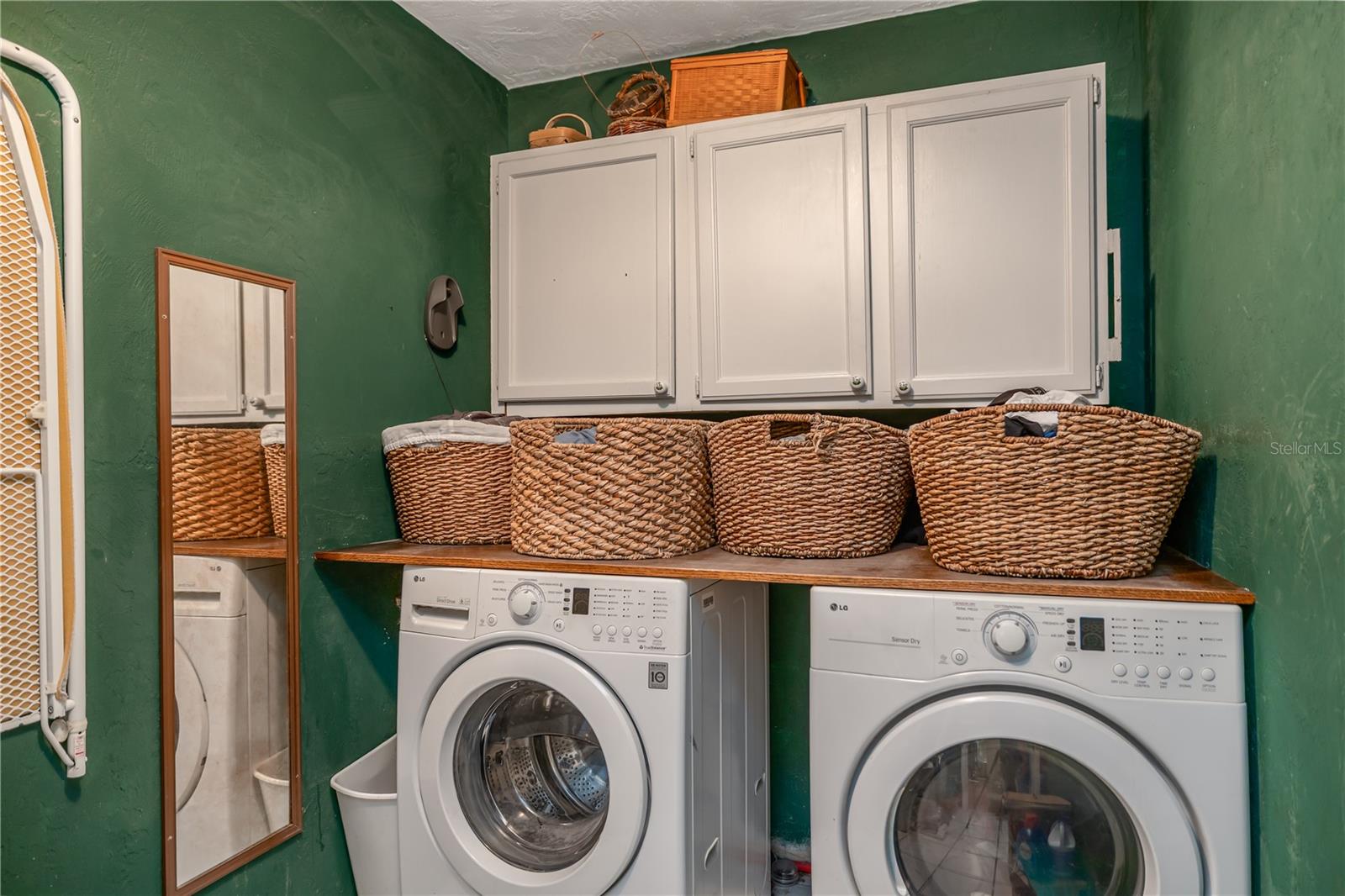 379 OAKRIDGE RD, ORMOND BEACH, FL, 32174