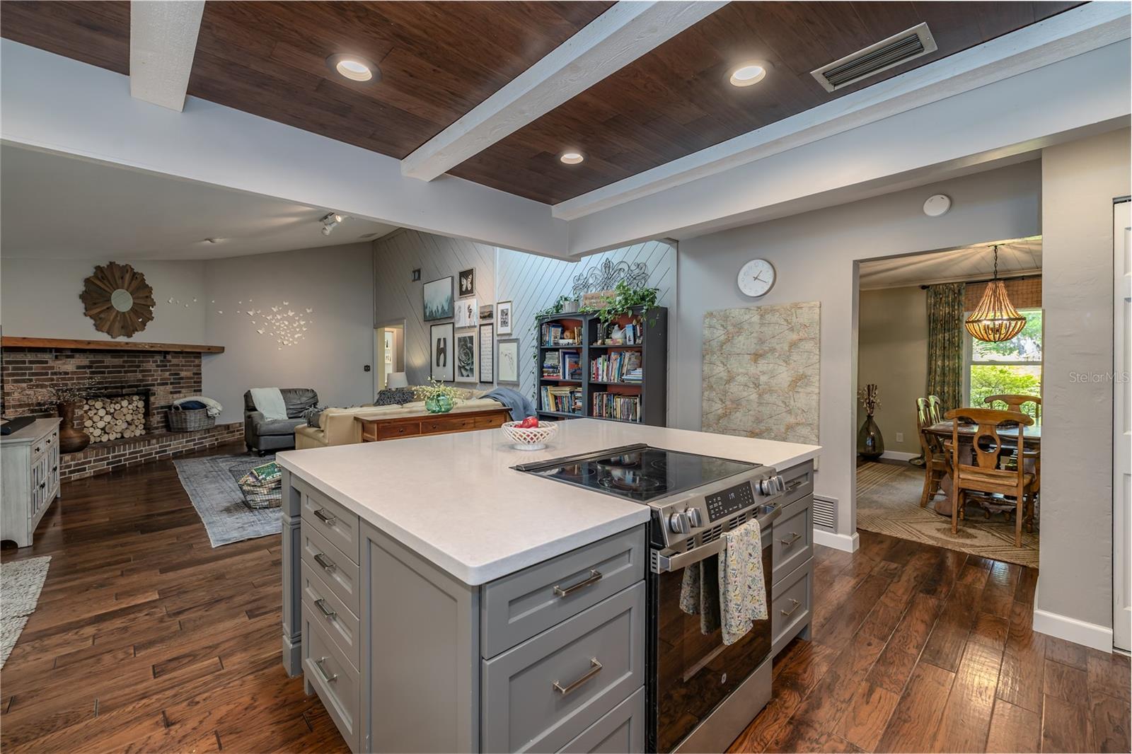 379 OAKRIDGE RD, ORMOND BEACH, FL, 32174