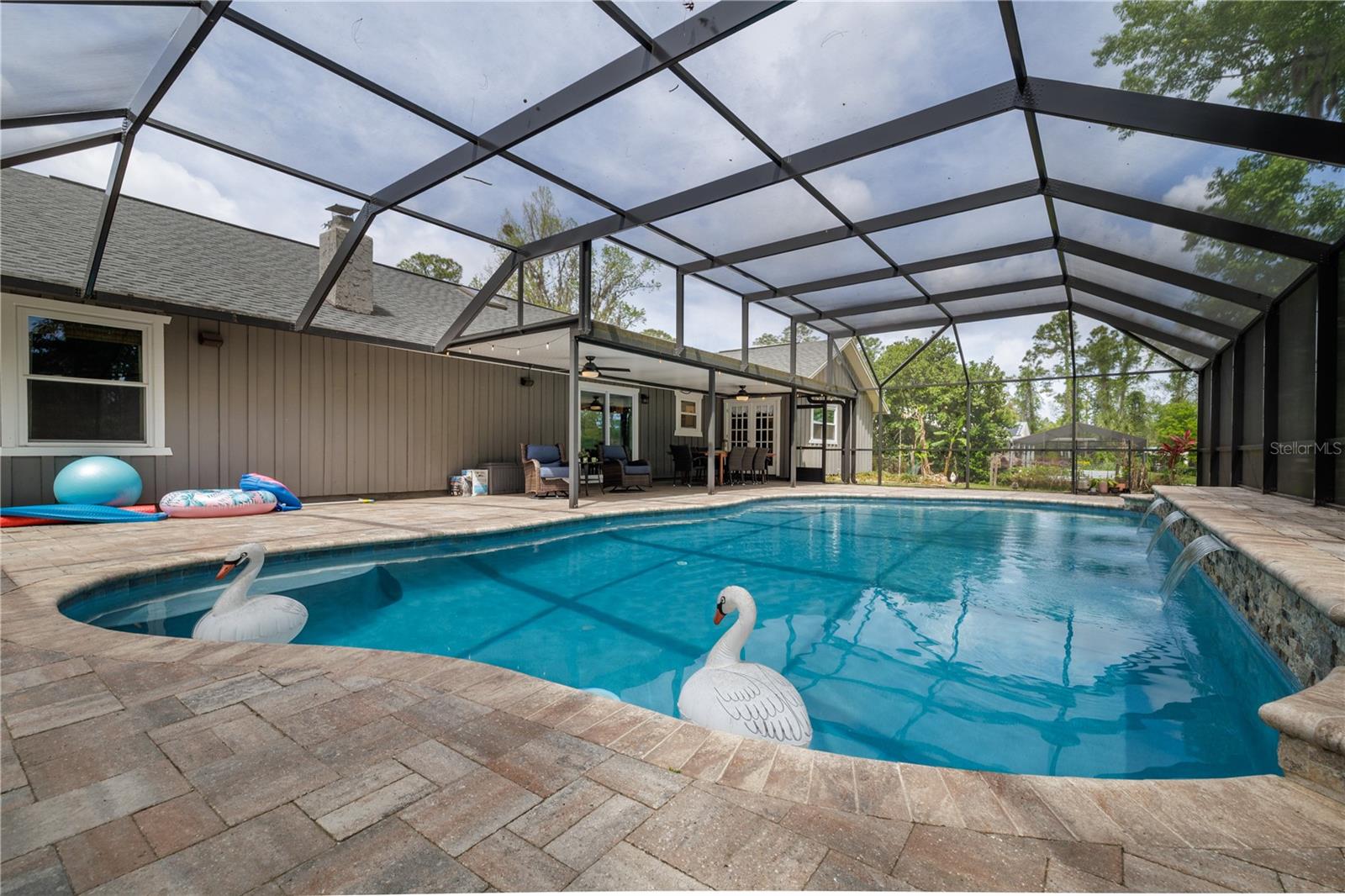 379 OAKRIDGE RD, ORMOND BEACH, FL, 32174