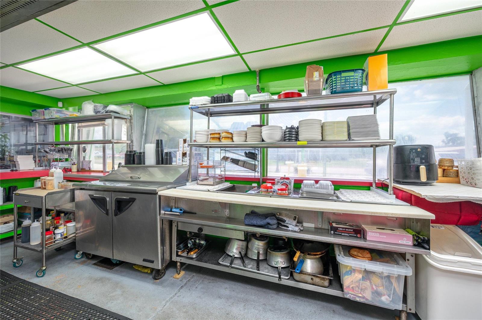 114 W CENTRAL AVE, LAKE WALES, FL, 33853